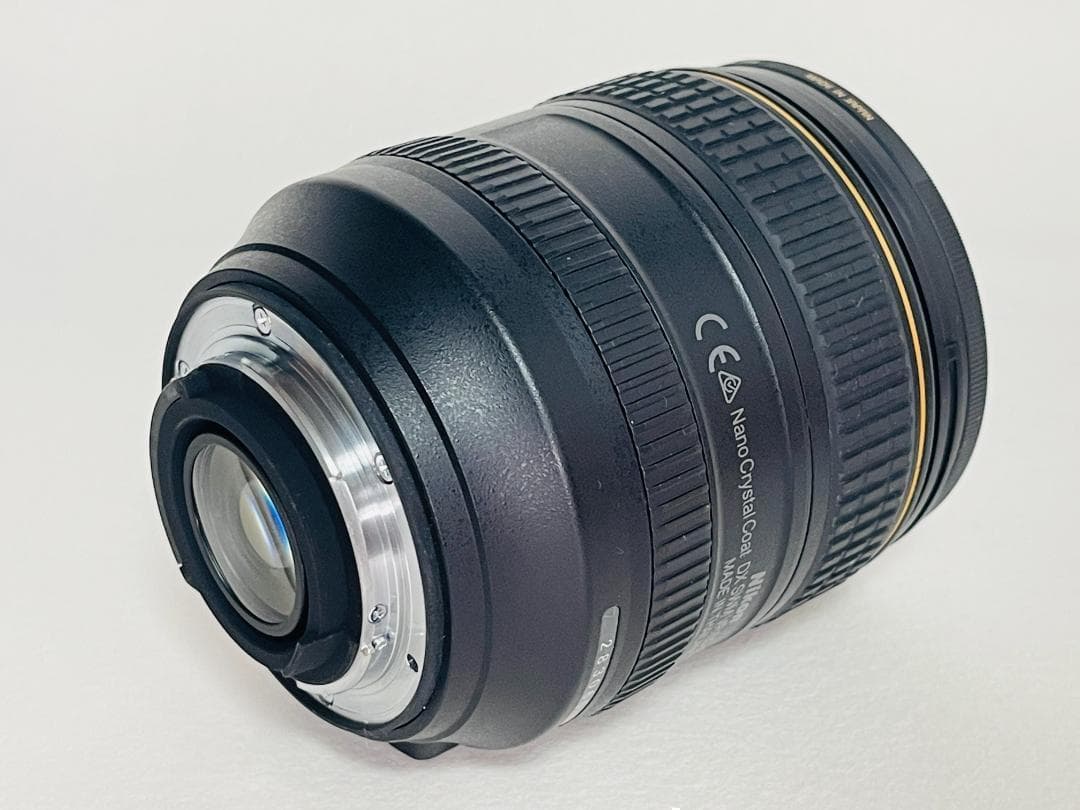 ニコンAF-S DX NIKKOR 16-80mm f/2.8-4E ED VR