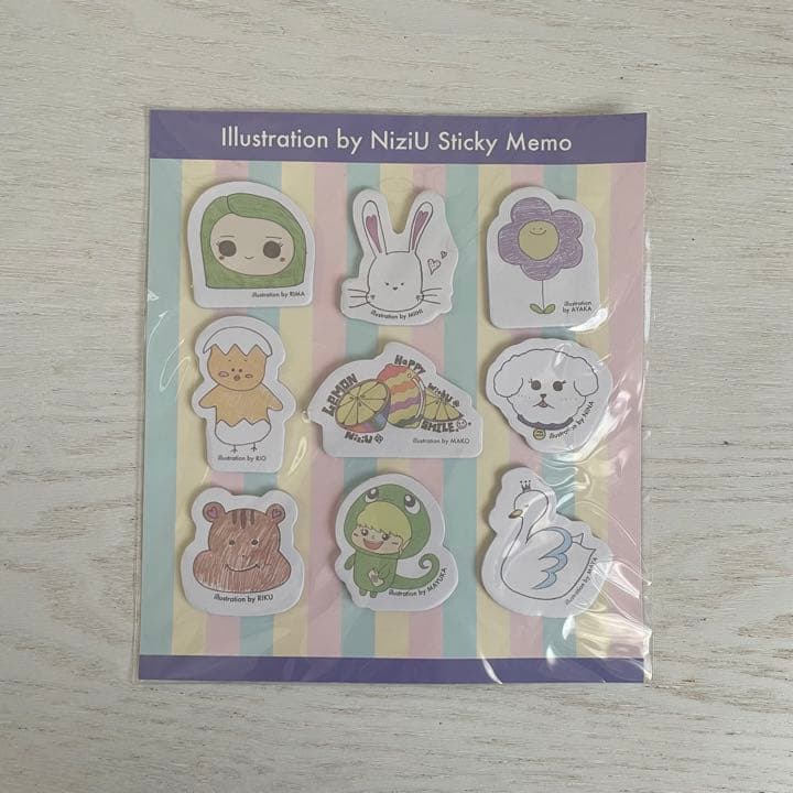 NiziU ファンクラブ早期入会特典グッズ アヤカAYAKA直筆サイン入り