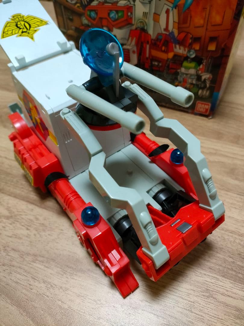 N*v様 バンダイ 元祖SDガンダム106ファイヤーブレイザー