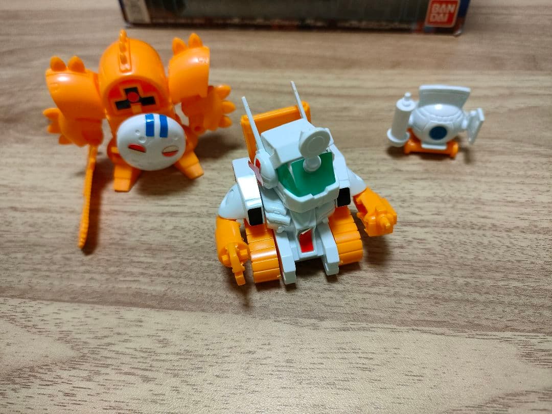 N*v様 バンダイ 元祖SDガンダム106ファイヤーブレイザー