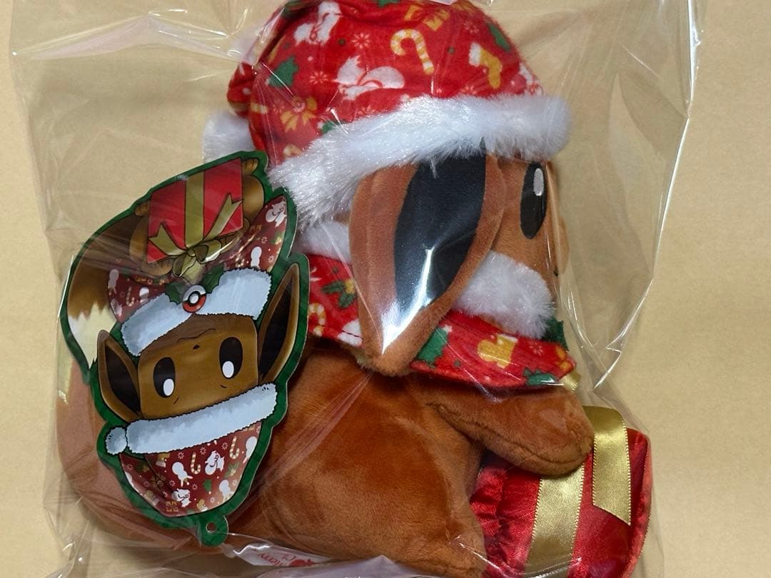 ポケモン プレゼントボックスを持ったイーブイ ポケモンセンター クリスマス