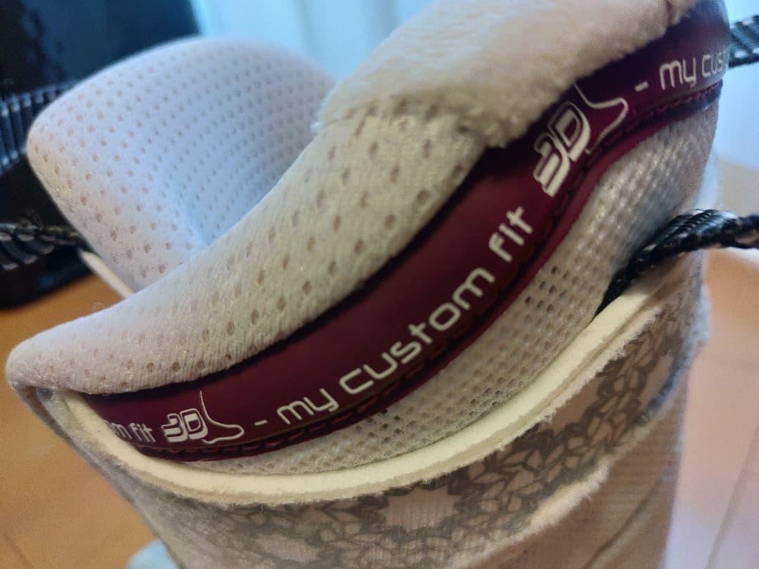 【美品】Salomon Quest Pro 100 W 24.0cm