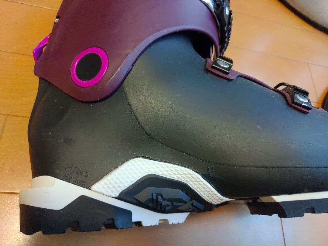 【美品】Salomon Quest Pro 100 W 24.0cm