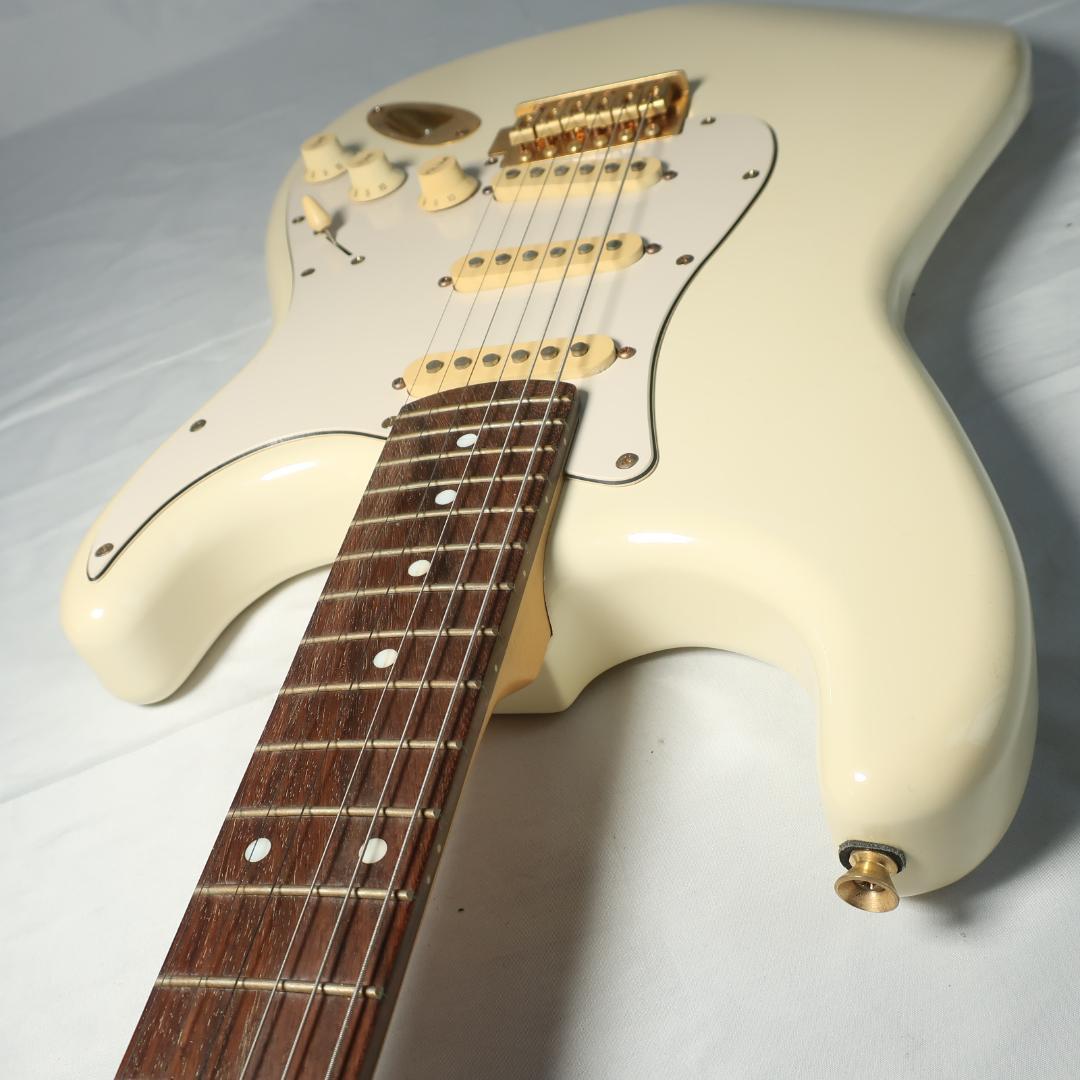 Photogenic エレキギター ストラトタイプ ホワイト ゴールドパーツ装備