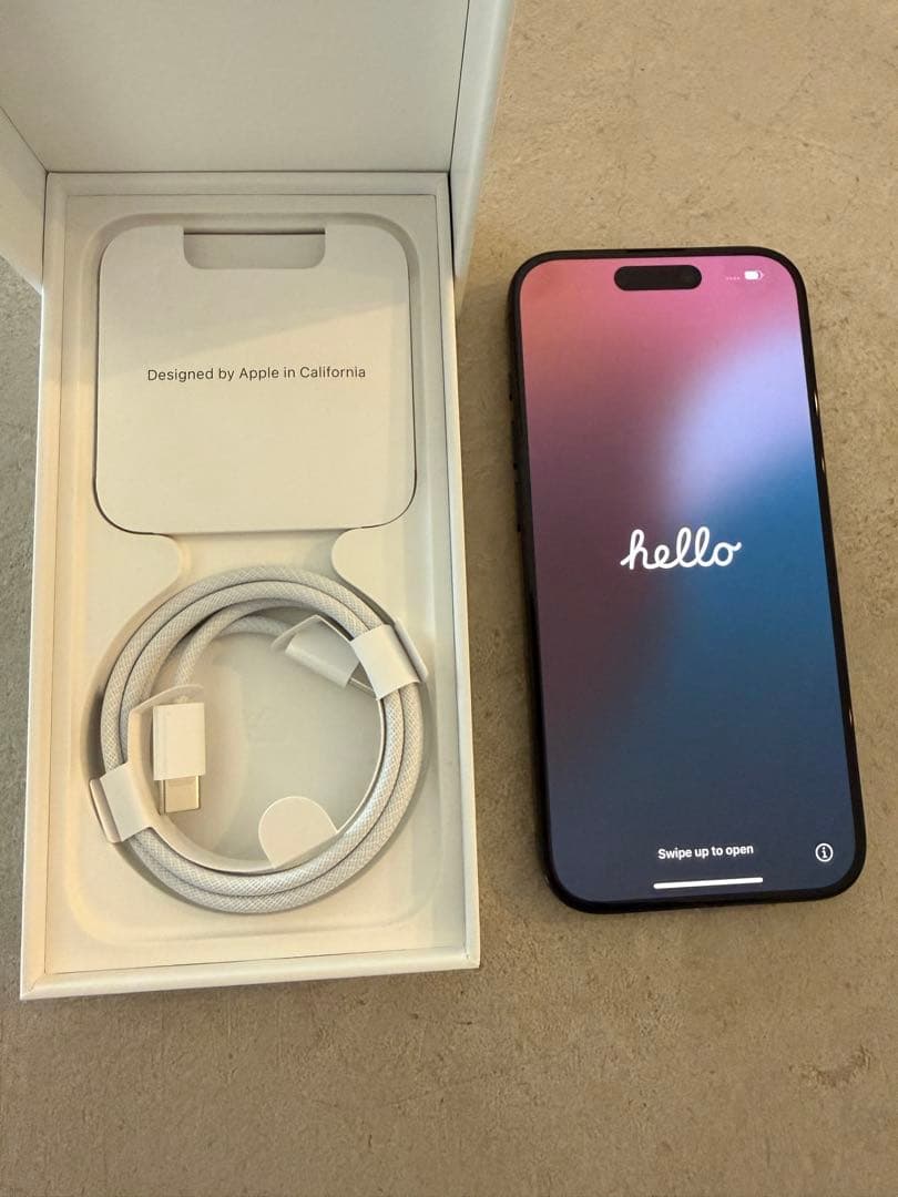 《美品》 iPhone15 Pro 512GB 本体 SIMフリー