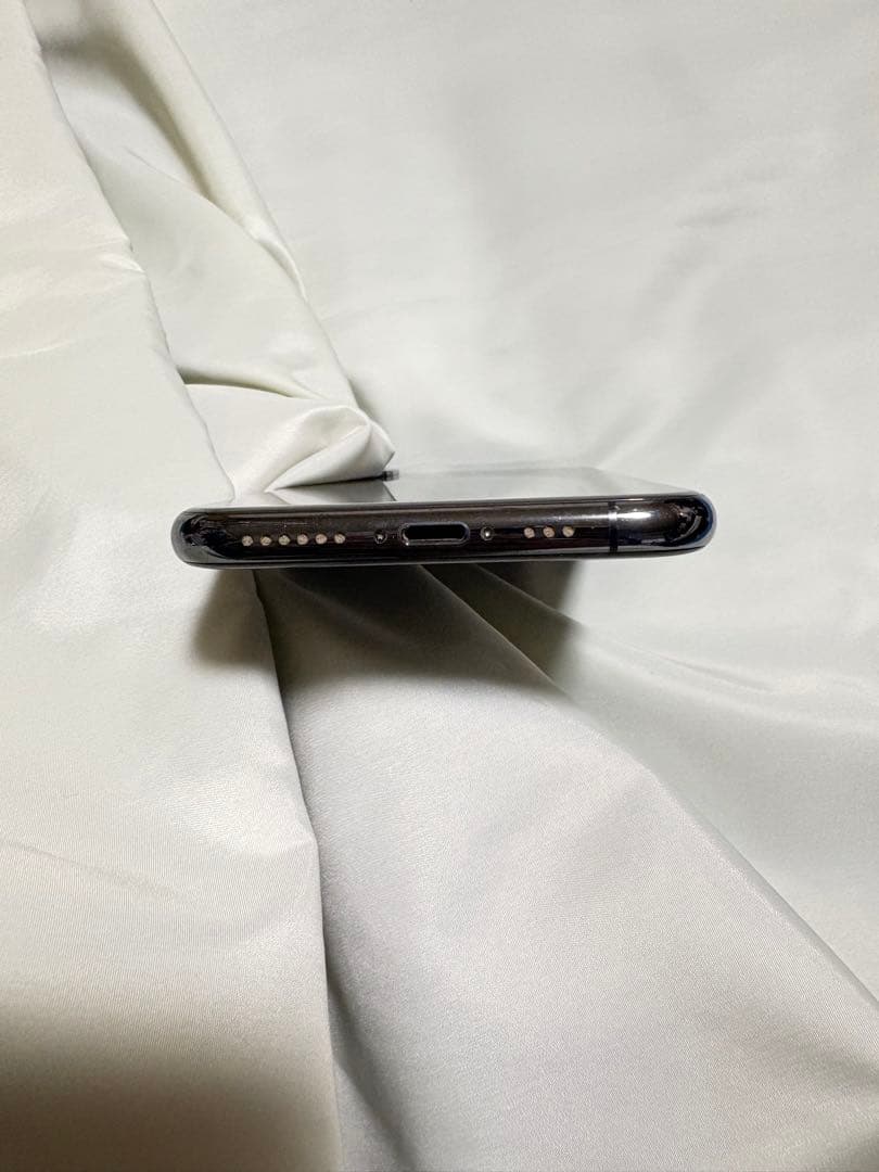 Apple iPhone XS 64GB 岸田太郎
