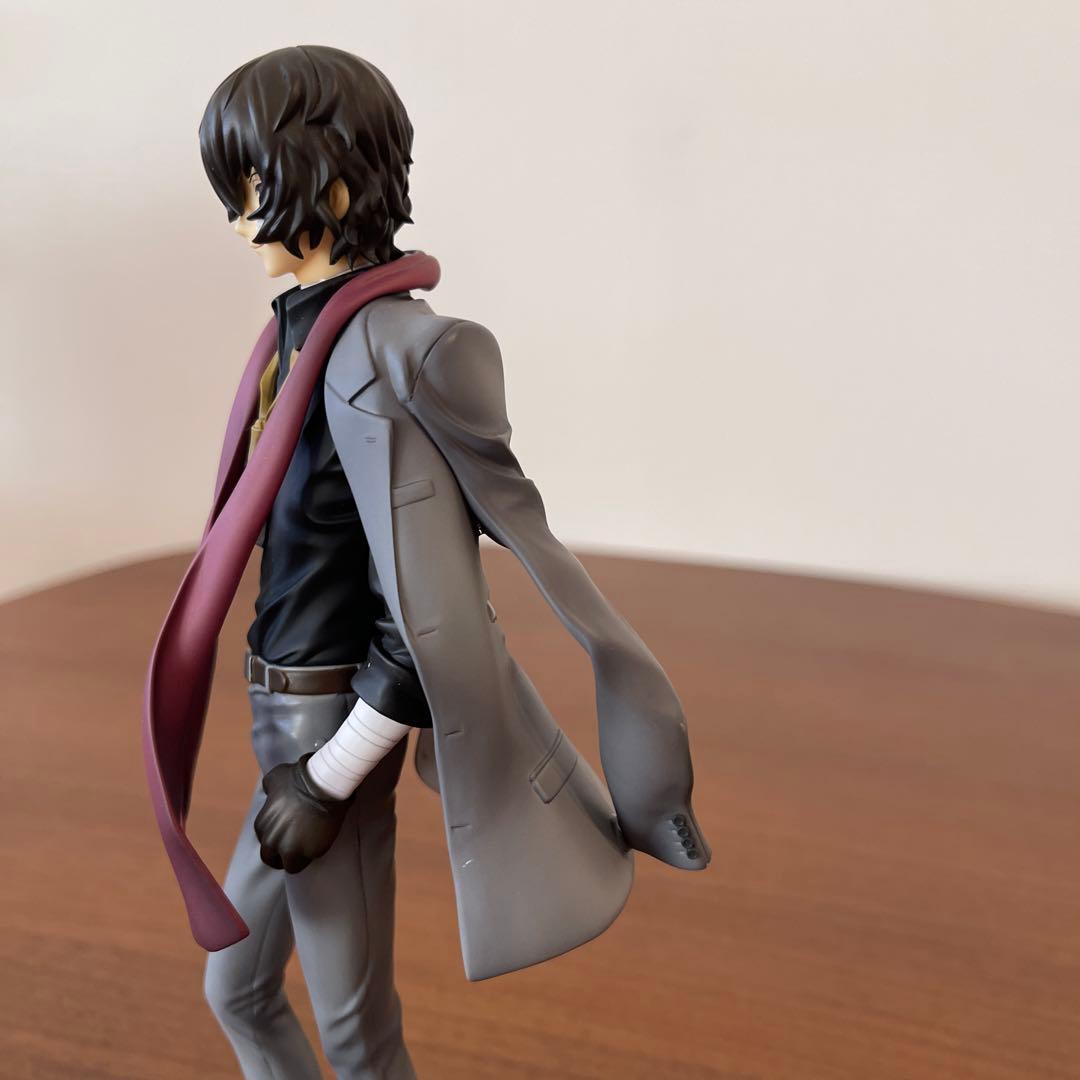 【正規品・希少】文豪ストレイドッグス 太宰治 1/8スケールフィギュア 黒の時代