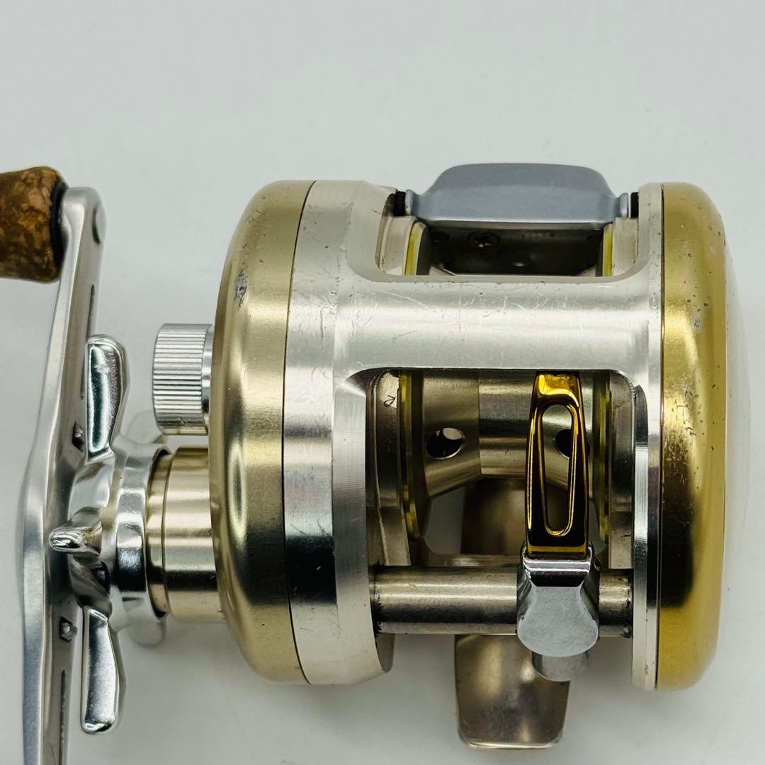 美品/動作良好】ダイワ ミリオネア CV-Z 205（右ハンドル） - メルカリ