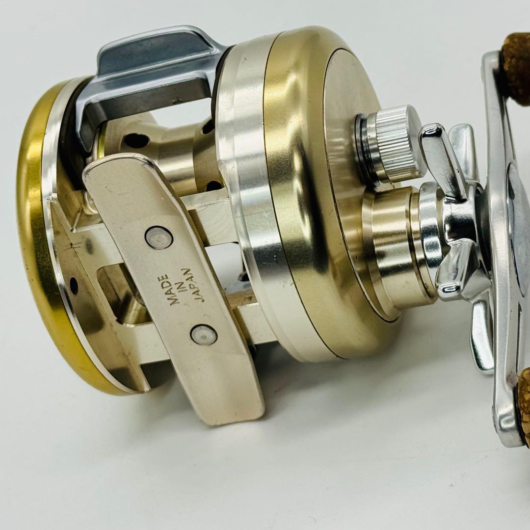 美品/動作良好】ダイワ ミリオネア CV-Z 205（右ハンドル） - メルカリ