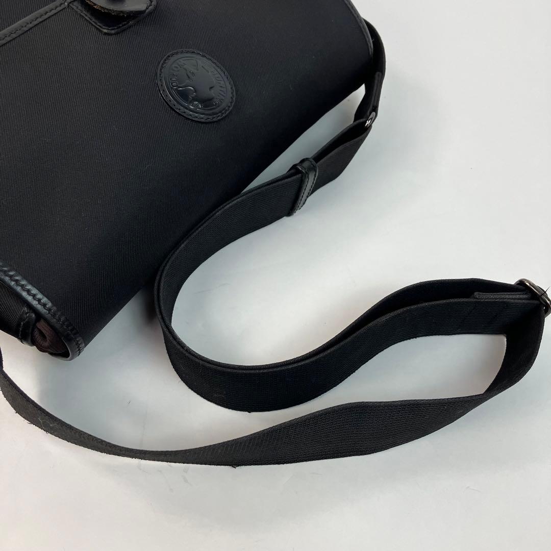 美品・A4可】ハンティングワールド サファリ メッセンジャーバッグ 黒