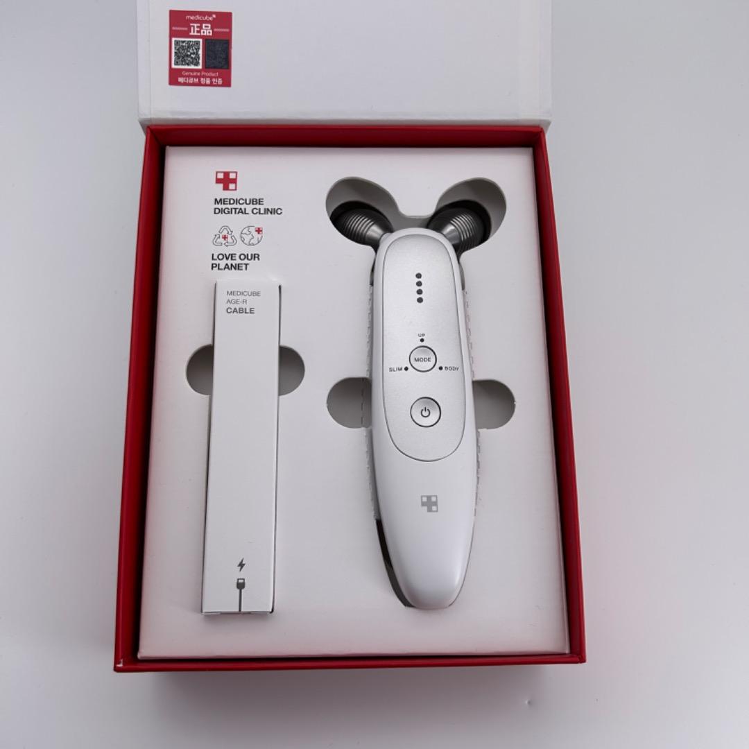 Medicube メディキューブ AGE-R EMS 美顔器 エージアール メディキューブ MEDICUBE AGE-R EMS 美顔器ダーマEMS ほうれい線/弾力