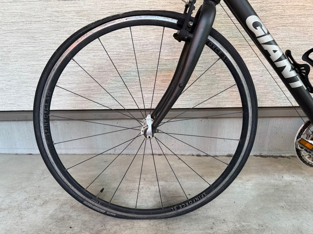 GIANT クロスバイク マットブラック エスケープ - メルカリ