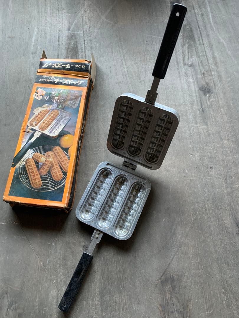 バウルーのチーズドッグ - メルカリ