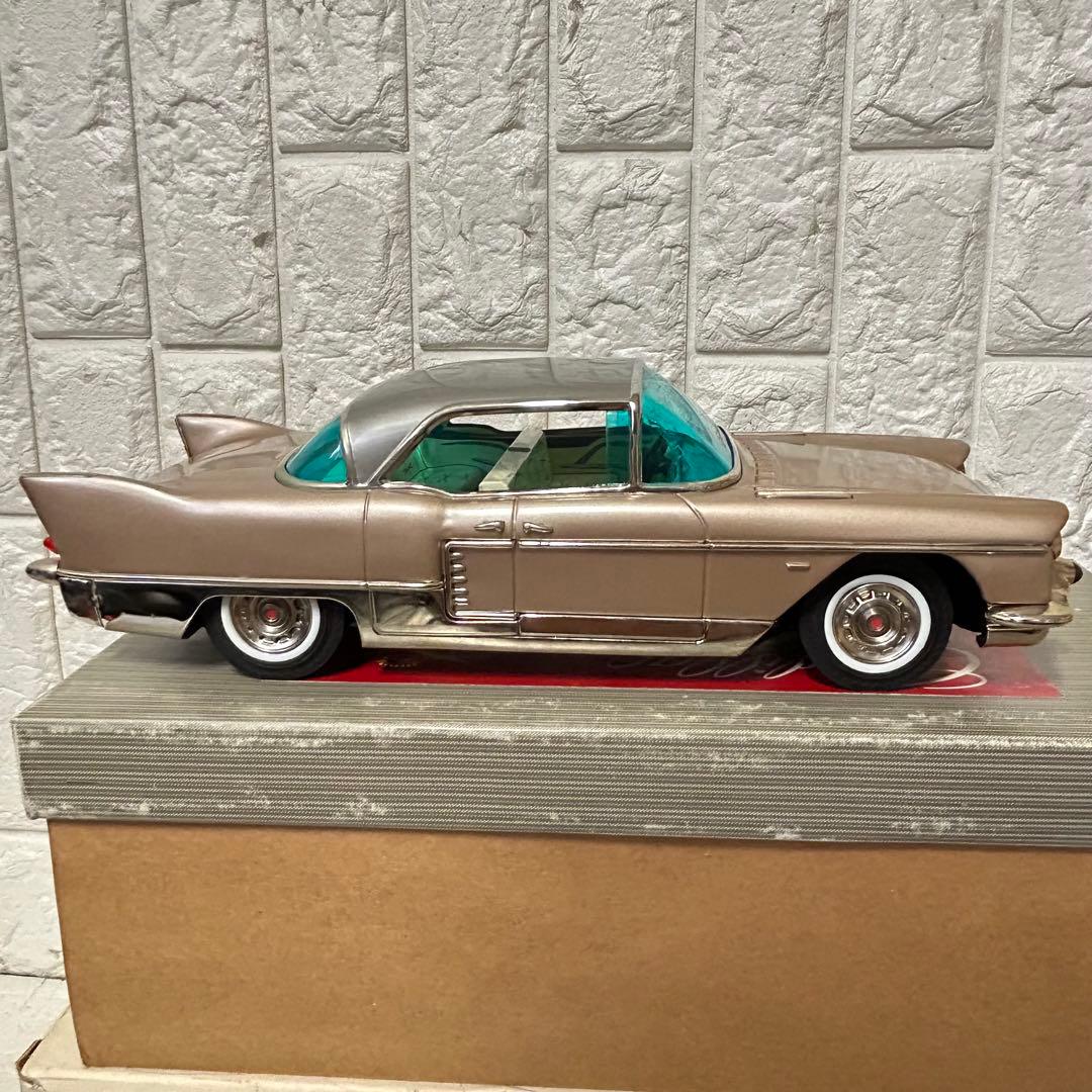 超激レア 希少ブリキカー マルサン製　Cadillac Eldorado