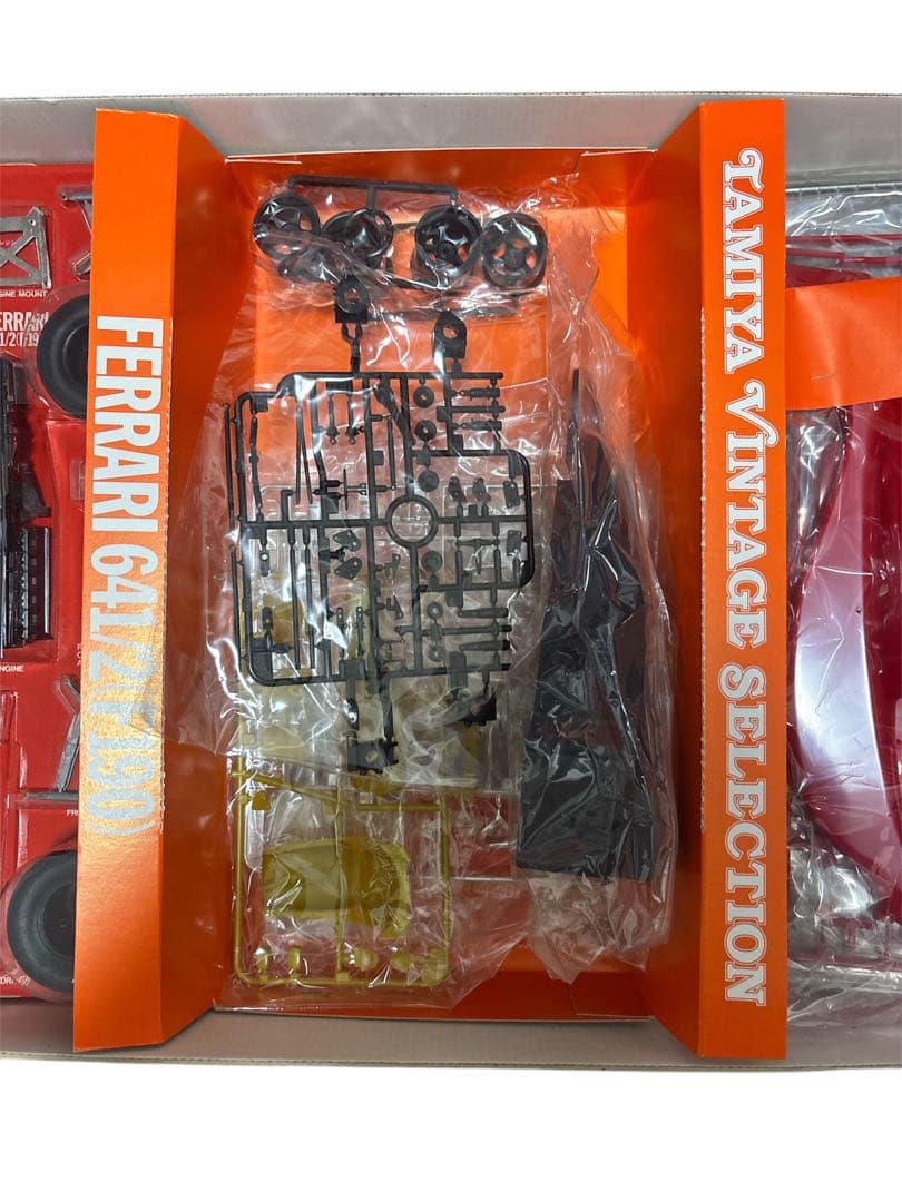 Tamiya Ferrari 641/2 (F190) 1/12スケール