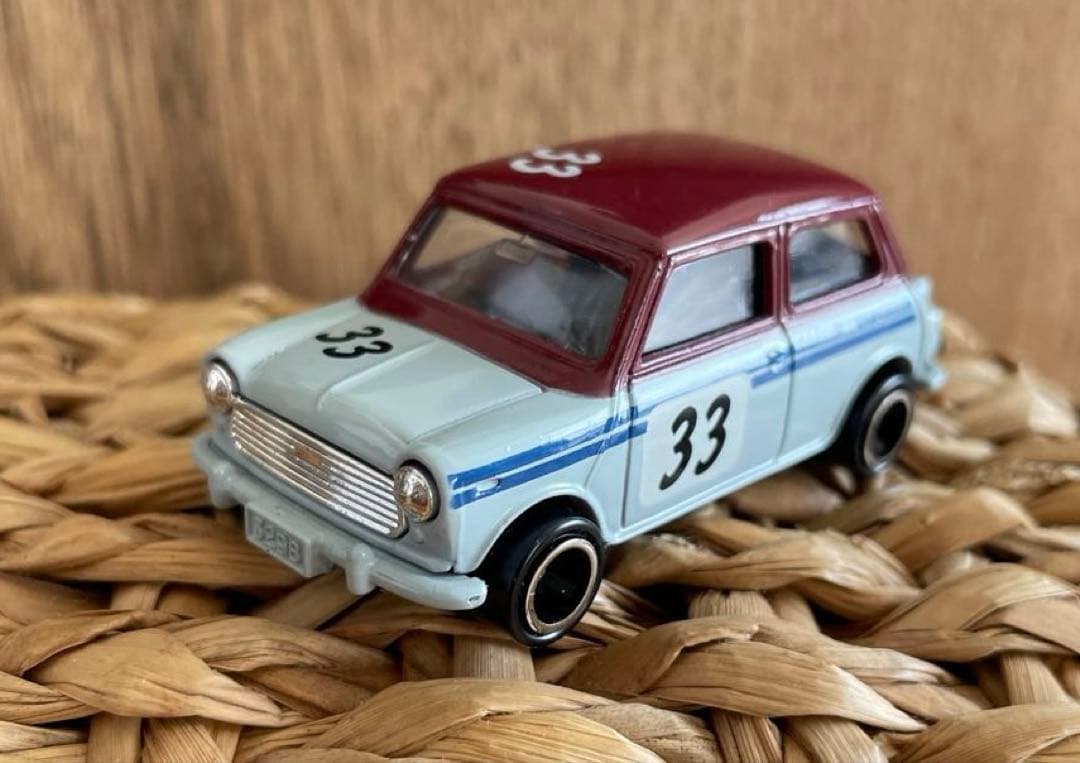 トミカ〉F8 ミニクーパー ミニック特注品 (日本製) - メルカリ
