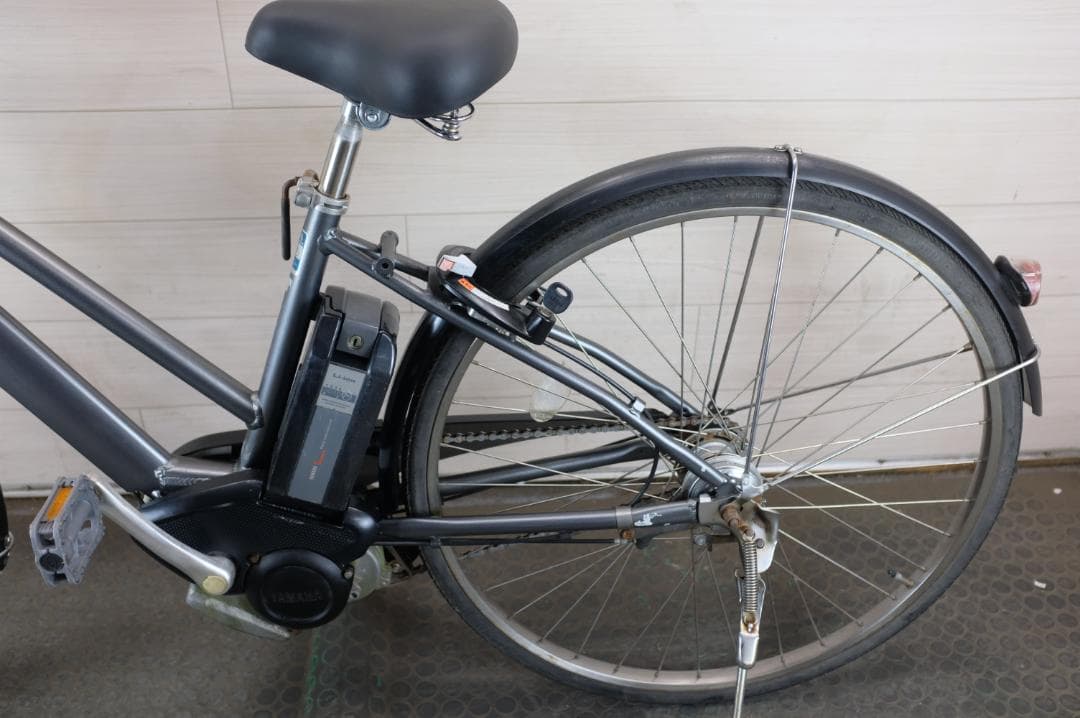 こ*ん様 ヤマハPAS　CITY　27インチ　3段　8.1Ah（4点灯）充電器あ