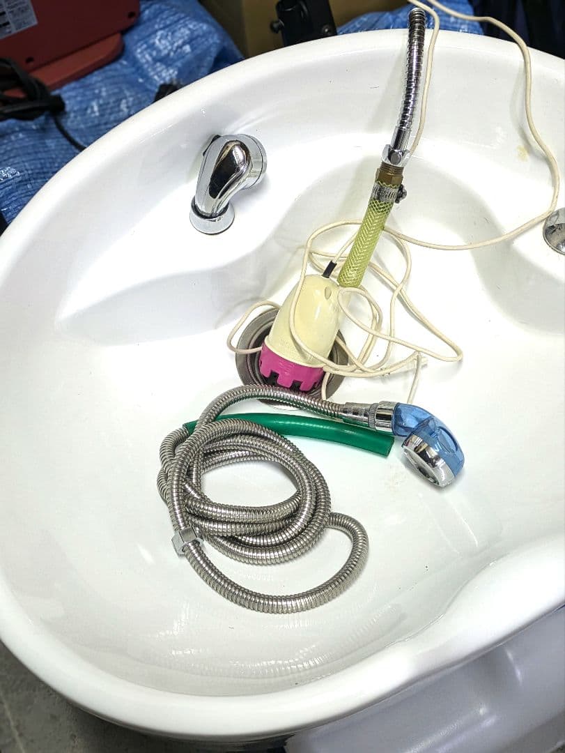 引き取り限定 移動式シャンプー台 移動式チェアー セット売り 新品/送料無料】新発売！☆訪問美容や介護に最適☆折りたたみ移動式