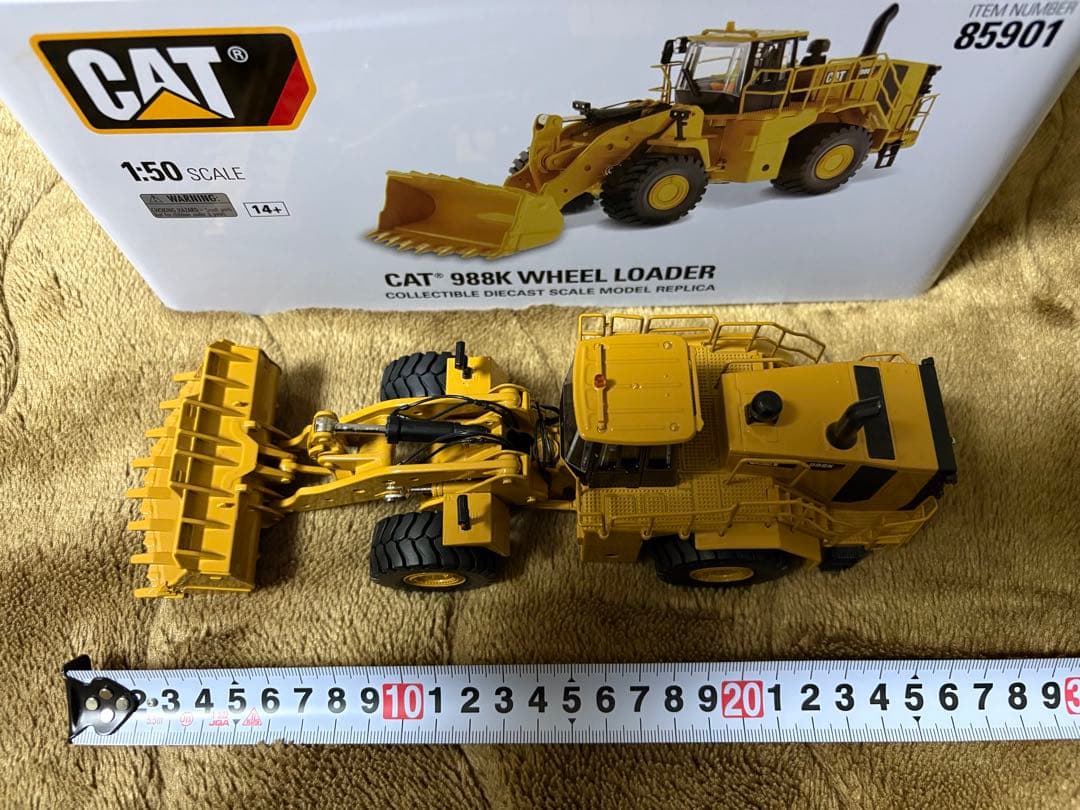 CAT 988K ホイールローダー 1:50スケール