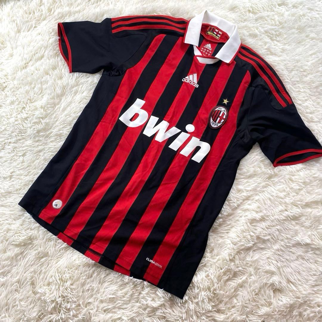 ACミラン ユニフォーム レプリカ 襟 bwin Mサイズ 希少デザイン - メルカリ
