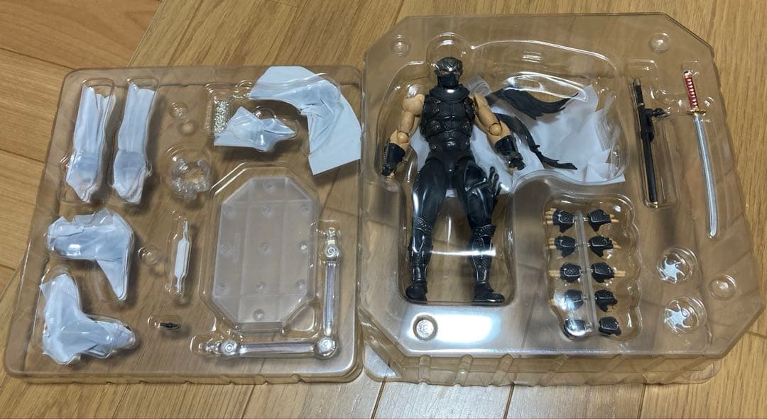 リボルテックアメイジングヤマグチ　リュウ・ハヤブサ