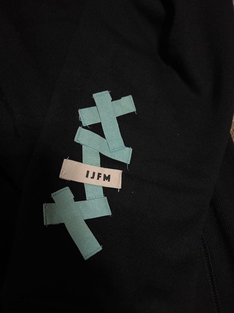 【新品未使用】THEORALCIGARETTES パーカー Mサイズ IJFM