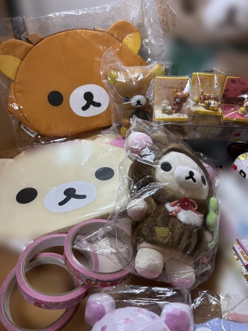 リラックマ まとめて40点　ぬいぐるみ　ペンケース　フィギュア　ボールペンなど