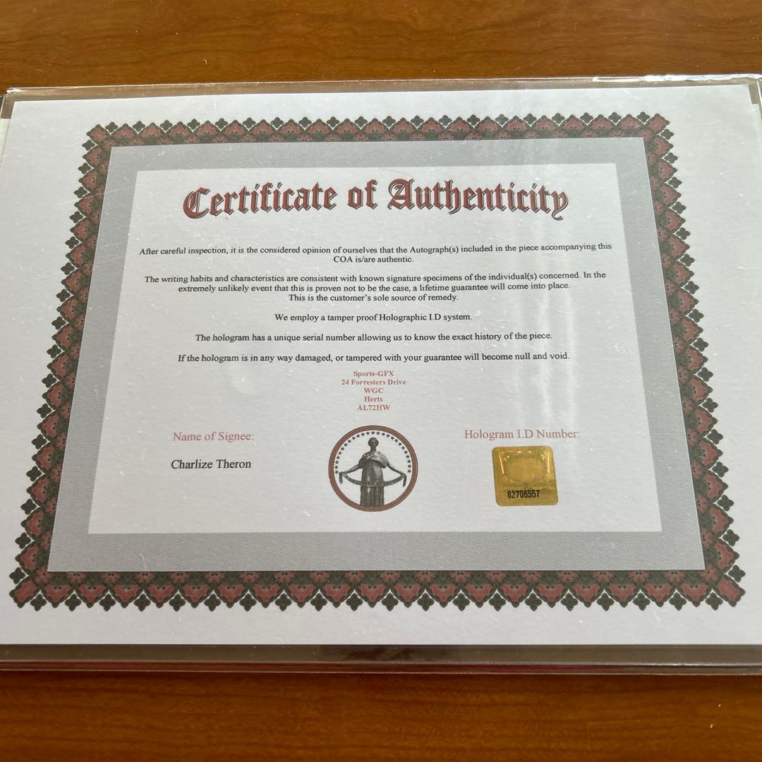 シャーリーズ セロン 直筆サイン入りフォト マッドマックス - メルカリ