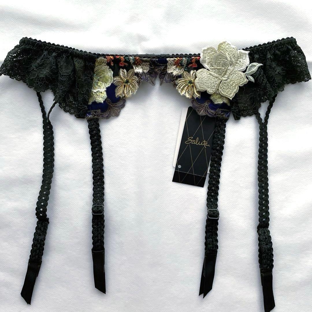 サルート 93グループ ブラ E65 & ソング M & ガーター M GR - メルカリ