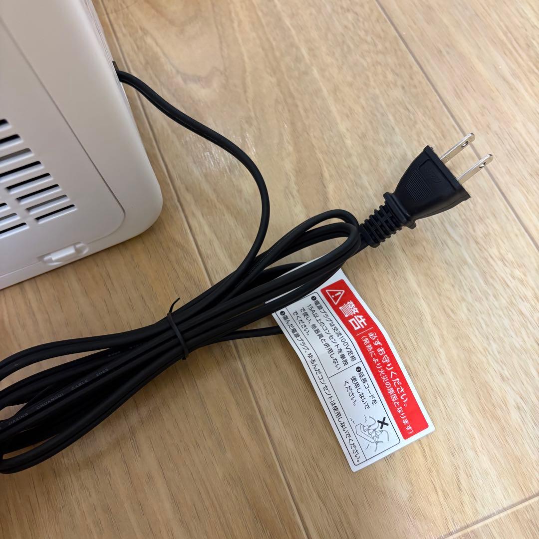 ほぼ新品】2025年製セラミックファンヒーター アイリスオーヤマ - メルカリ