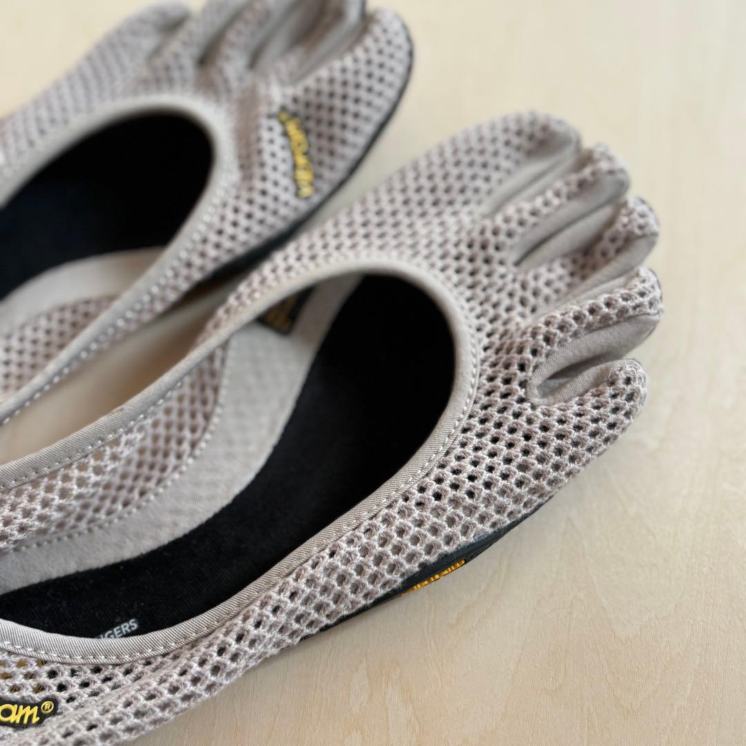 ビブラムファイブフィンガーズ Vi-b Eco 23W8703 シルバー - メルカリ