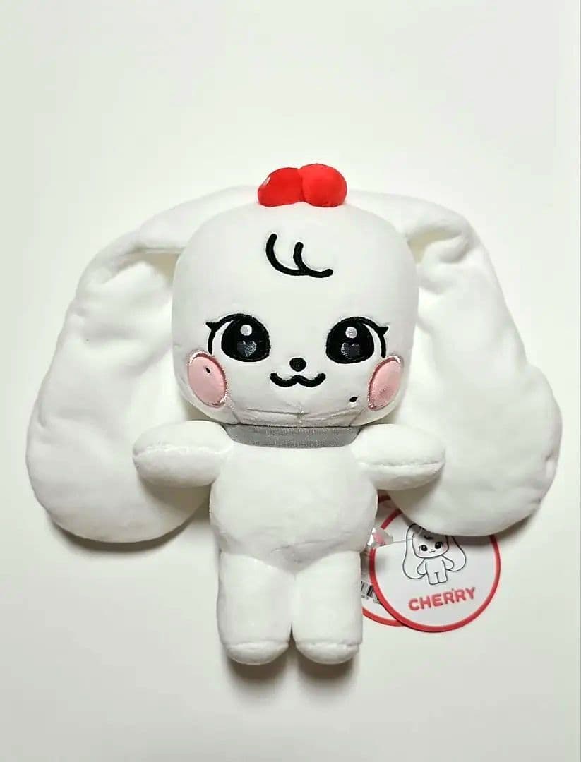 IVE ウォニョン minive ぬいぐるみ - メルカリ