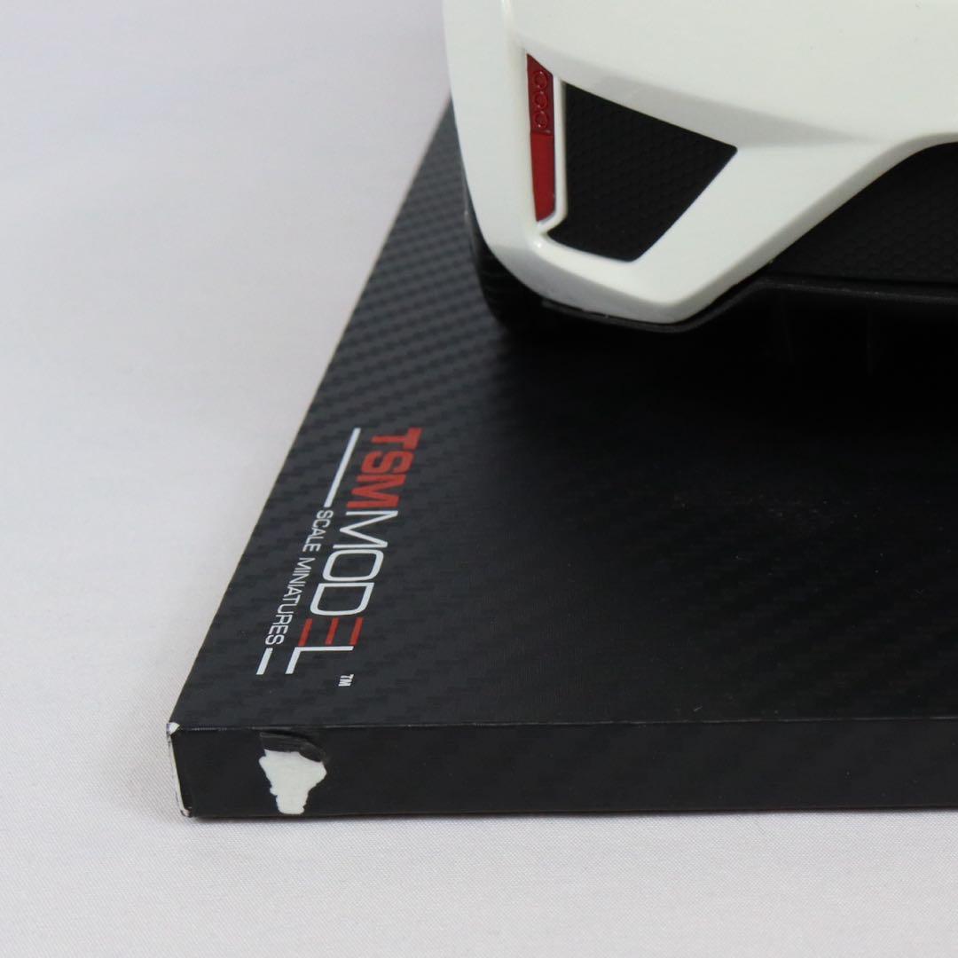 1/12 ホンダ NSX 2017 ホワイト カーボンファイバー パッケージ