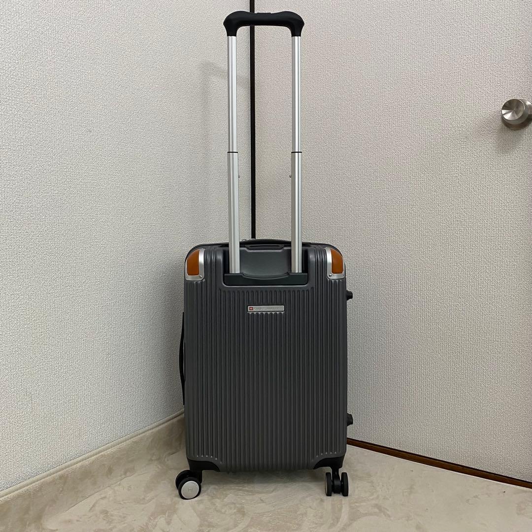 【展示品】SWISS MILITARY 機内持ち込みサイズ　キャリー　38.5L