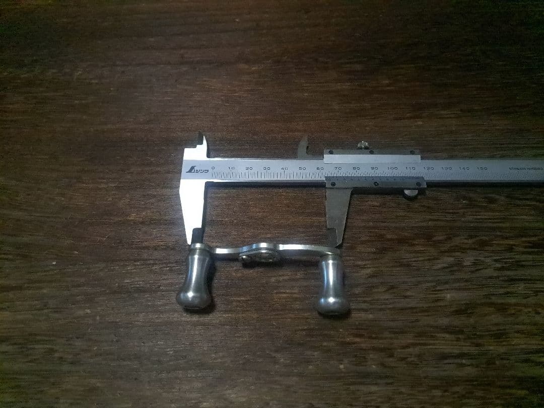 道楽 DOWLUCK ドウラク リールハンドル 軸間65mm シルバー - メルカリ