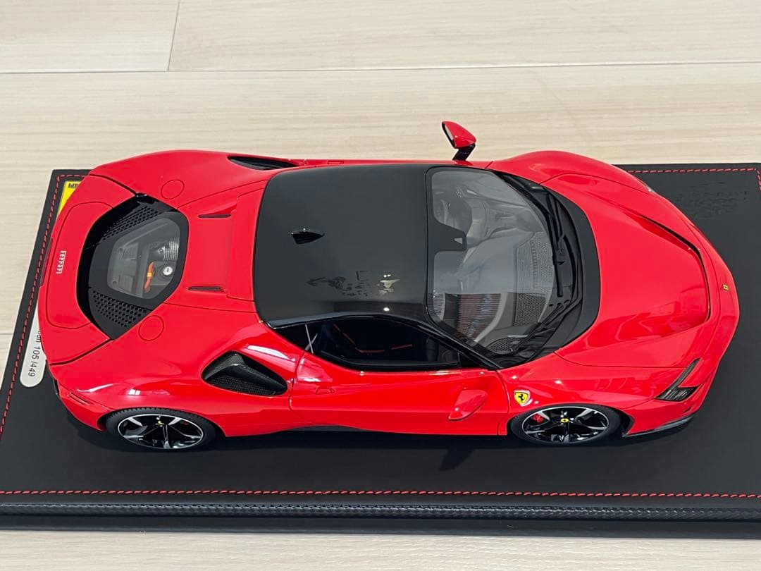 BBR 1/18 ポルシェSF90 Stradale 105/449台限定モデル