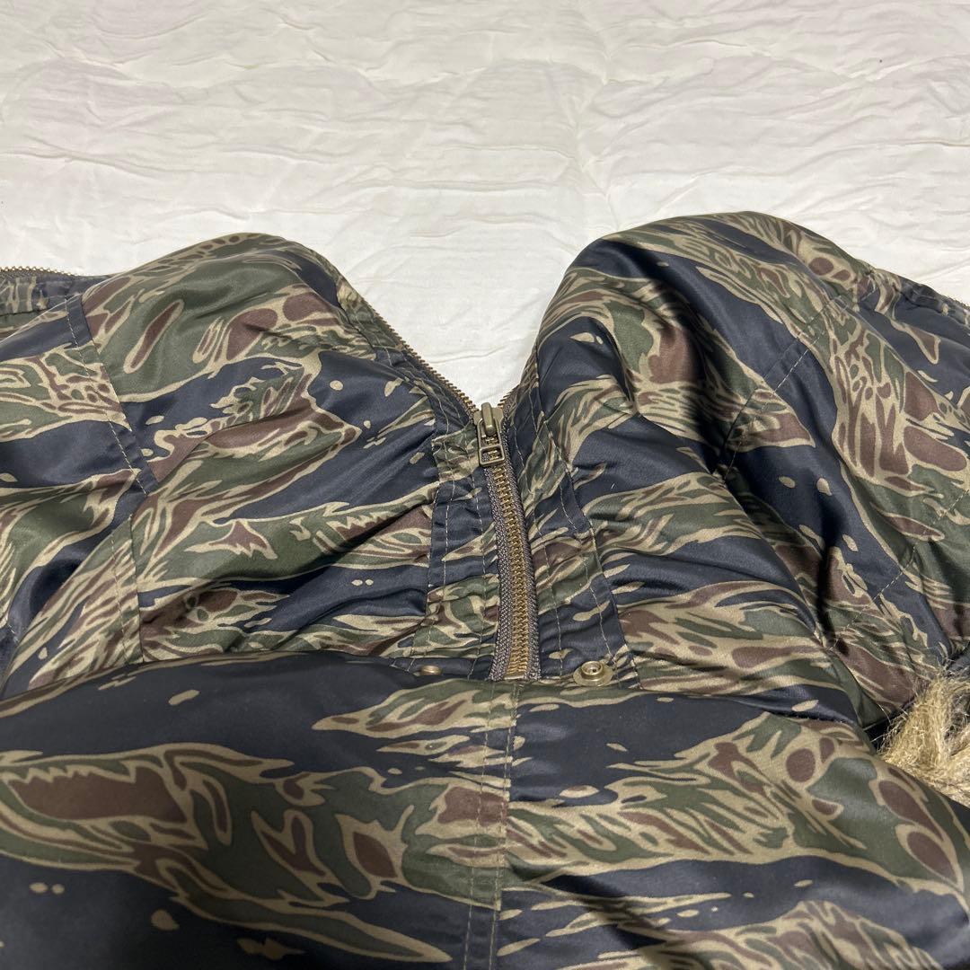 Hysteric Glamour迷彩色ファー付きミリタリージャケット - メルカリ