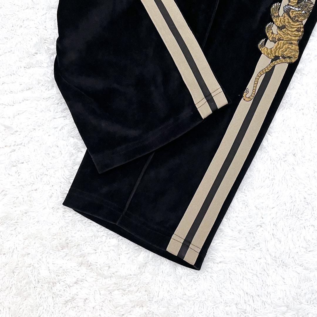 グラニフ 石黒亜矢子 バターの虎 ベロアトラックパンツ Lサイズ - メルカリ