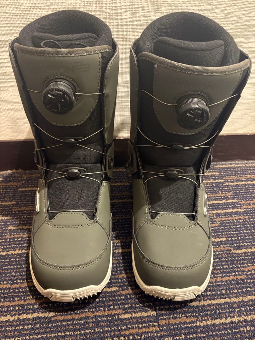 DIVISION 23 スノーボードブーツ 28.0cm