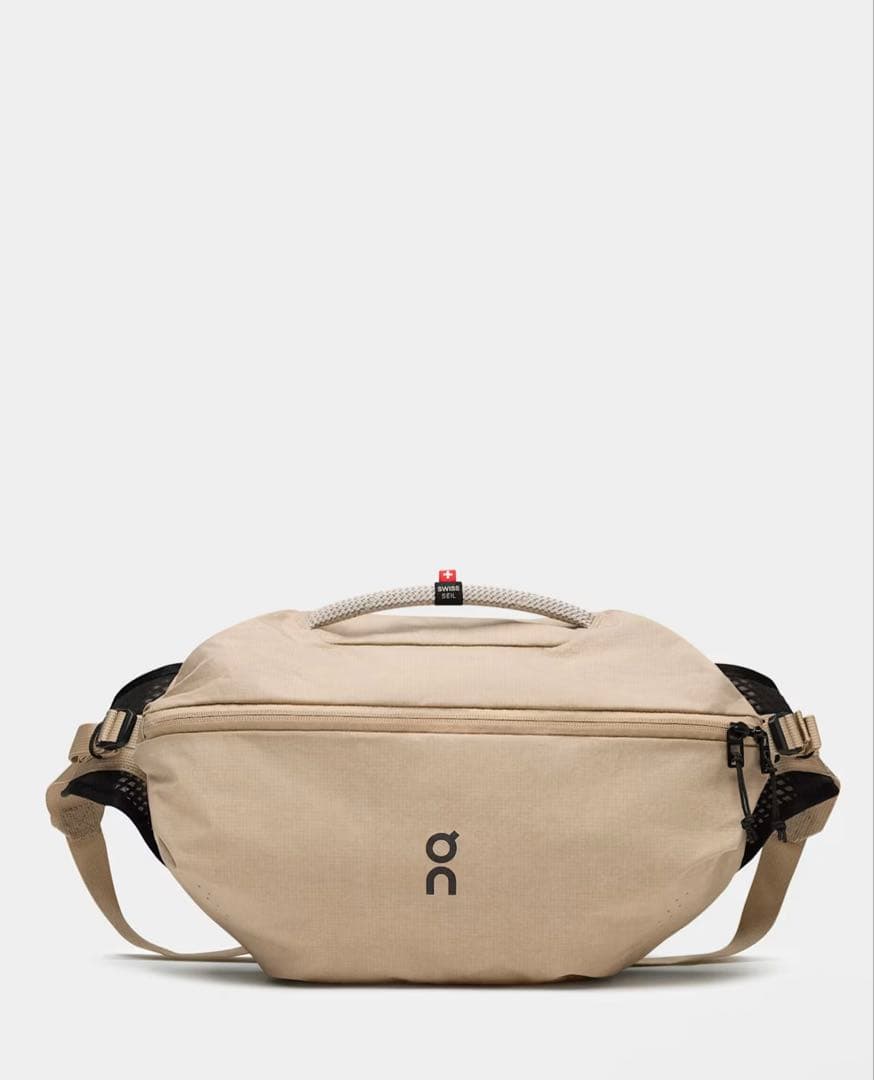 On Sling Pack 9L ベージュボディバッグ Sling Pack 9L | Beige | On United States