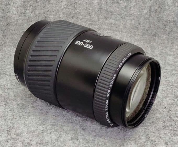 ミノルタAF APO TELE ZOOM 100-300mm F4.5-5.6