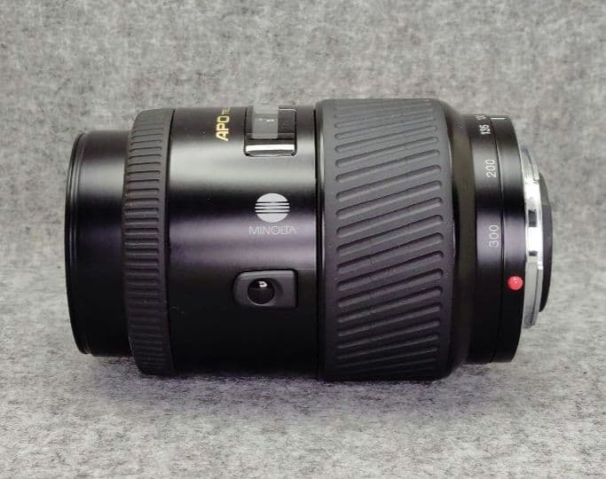 ミノルタAF APO TELE ZOOM 100-300mm F4.5-5.6