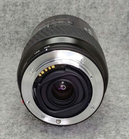 ミノルタAF APO TELE ZOOM 100-300mm F4.5-5.6