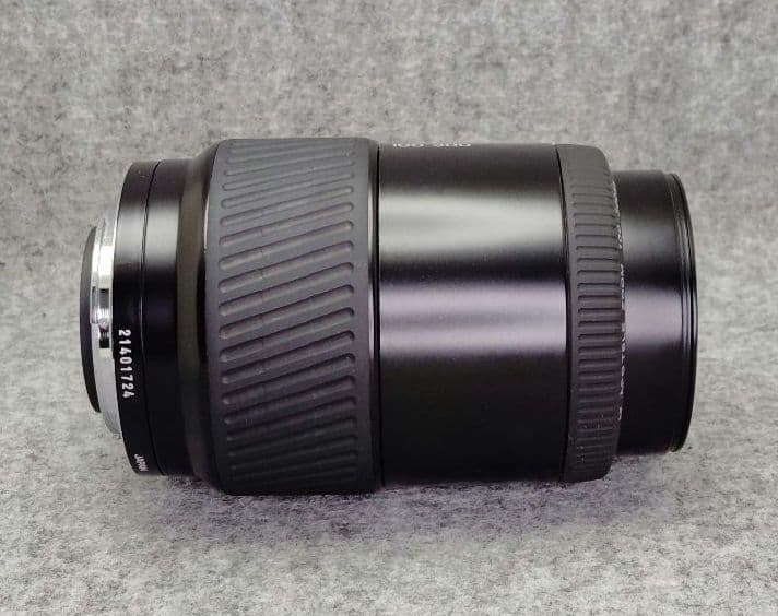 ミノルタAF APO TELE ZOOM 100-300mm F4.5-5.6