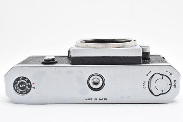 ニコン Nikon F アイレベル シルバー ボディ 《動作良好》 ＃3128