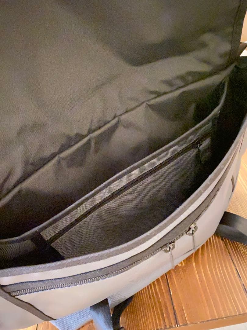 《新品》マンハッタンポーテージ グレー メッセンジャーバッグ