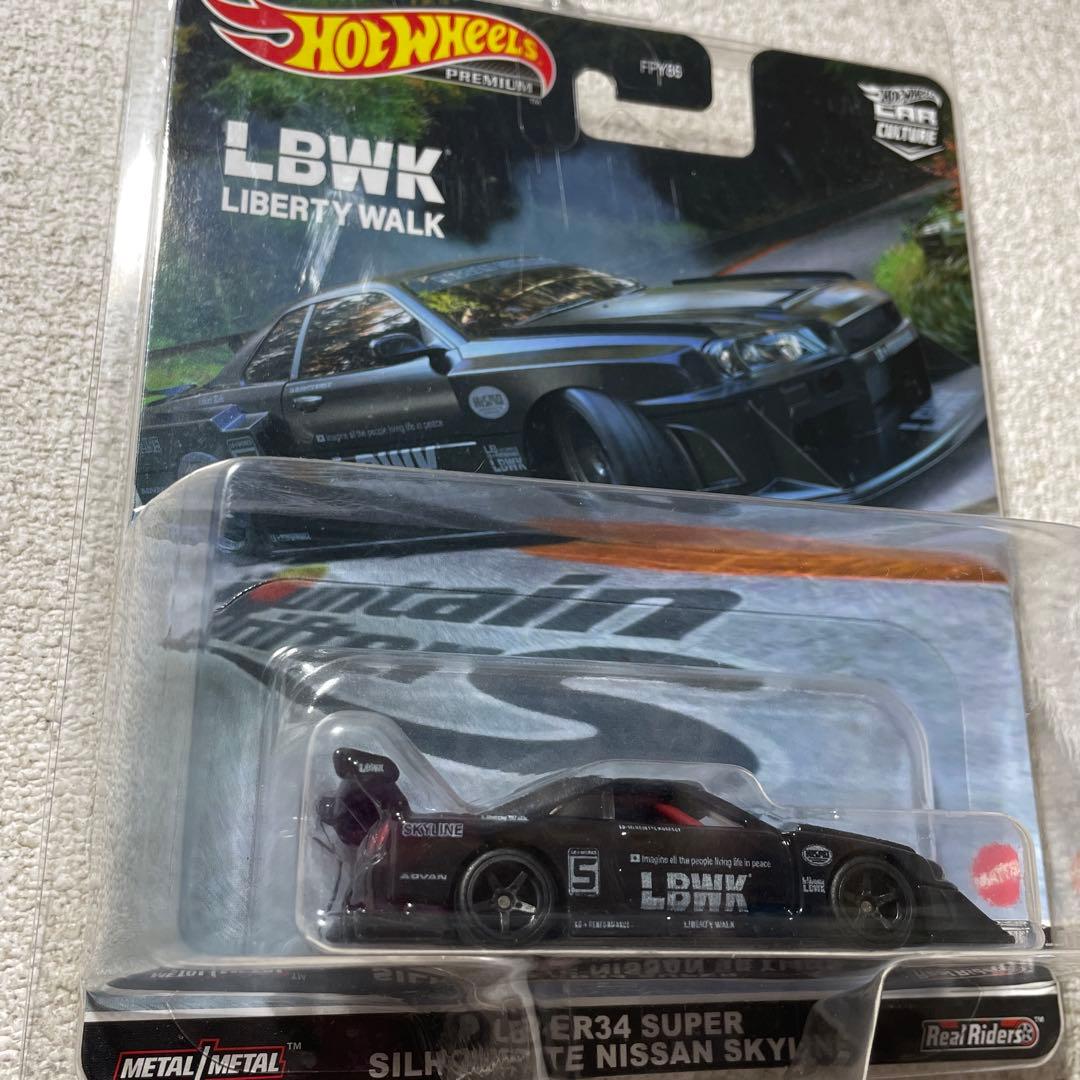 ミニカー HOT WHEELS LIBERTY WALK LB-ER34