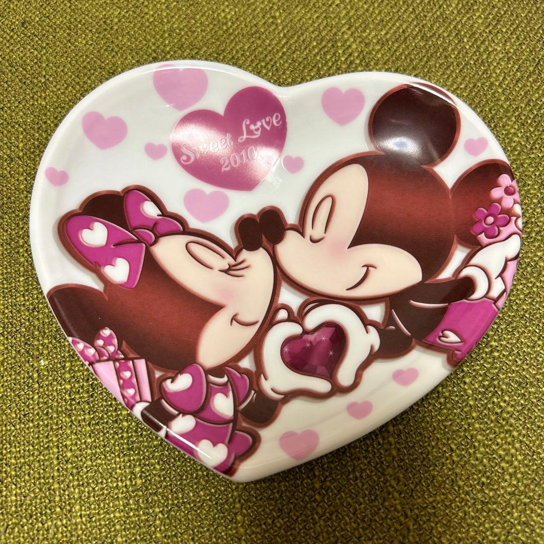 東京ディズニーランド ミッキー ミニー ハートのお皿 - メルカリ