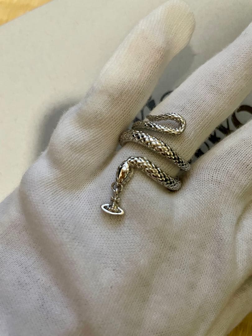 スネークリング オーブ シルバー 約13号 - メルカリ