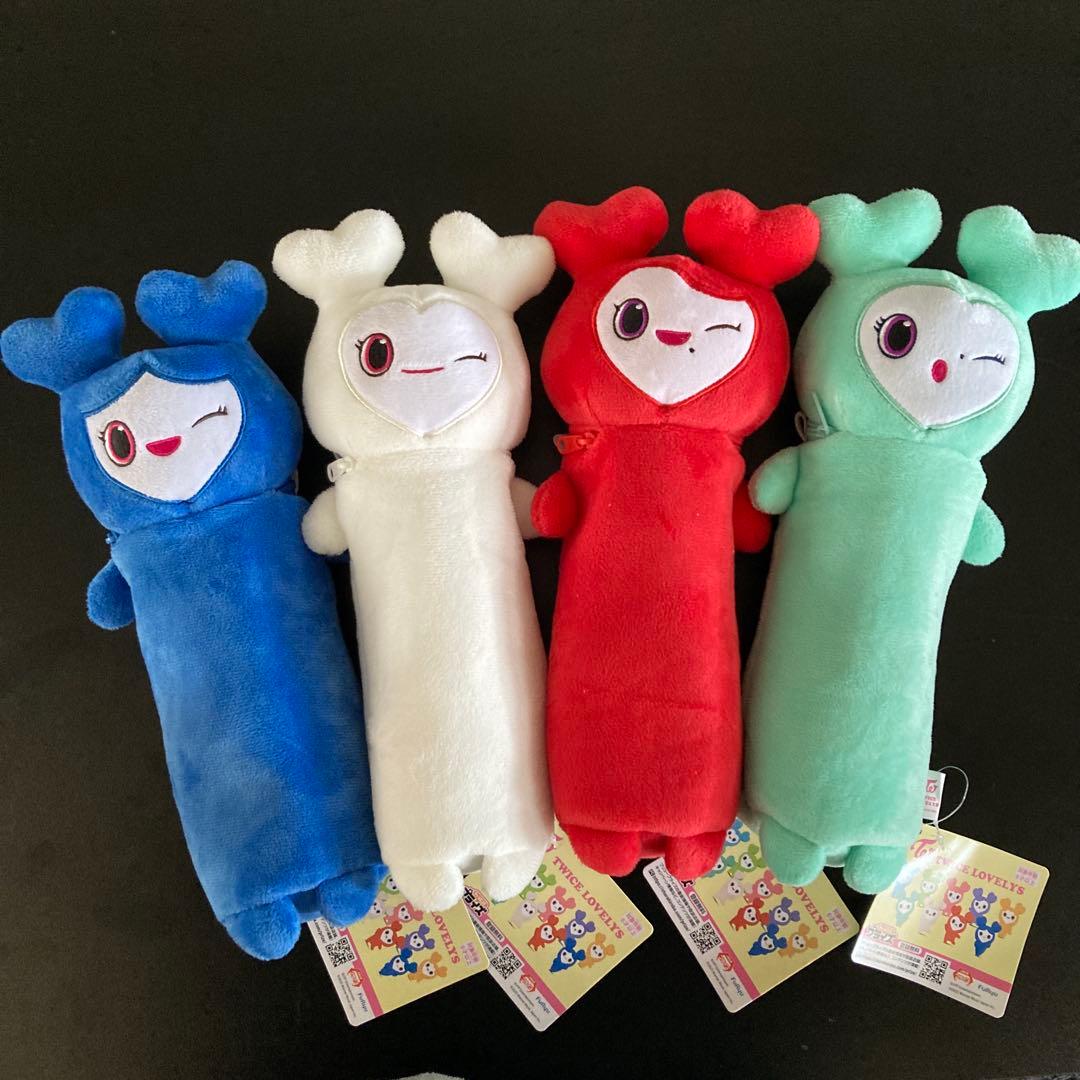 TWICEのびふにゃポーチGiGO ツウィ ダヒョン ミナ チェヨン 4種セット